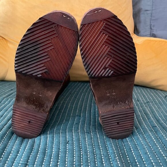 NEW Maguba Clog Boots Brown Leather Embroidered Size 38 Zipper Tall Boots $250 - Picture 4 of 15